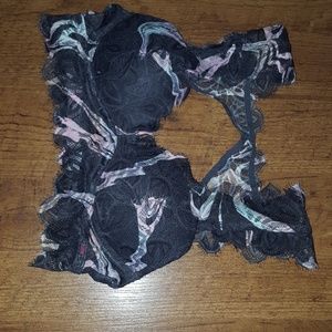 Brand New VS Pink Lacey Push-Up Bralette sz XS NIB
